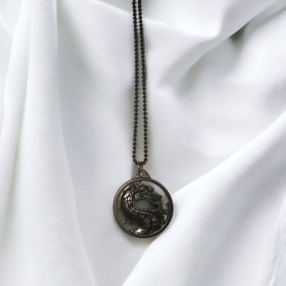 Mortal Kombat Alloy Dragon Pendant Necklace - Picture 4 of 4